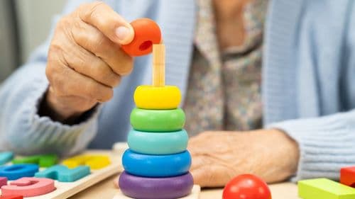Imagem da noticia: Cannabis medicinal mejora la memoria en pacientes con Alzheimer, concluye estudio de la UNILA
